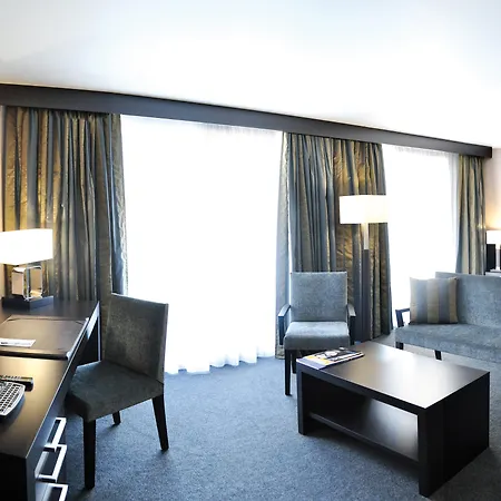 Westotel Nantes Atlantique Hotel 4*