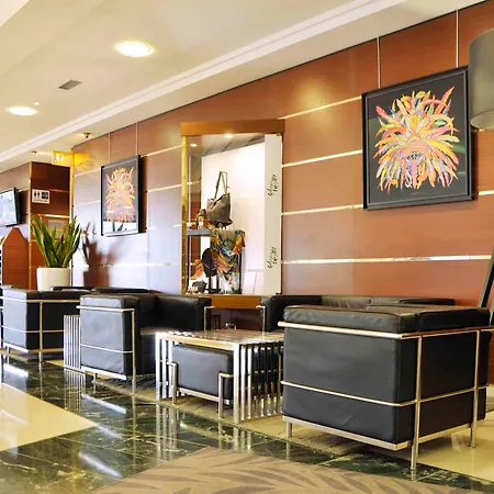 Westotel Nantes Atlantique 4* La Chapelle-Sur-Erdre