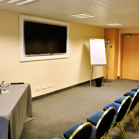 Hotell Westotel Nantes Atlantique 4*