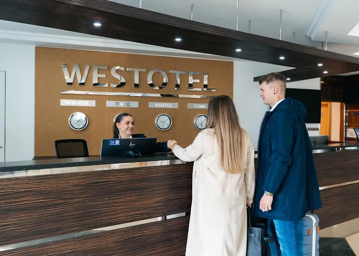 Westotel Nantes Atlantique Hotel 4*