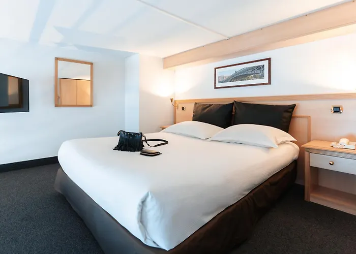 Westotel Nantes Atlantique 호텔 4*